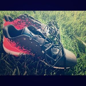 Size 6 softball Cleats